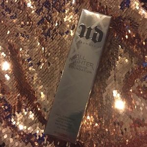 Urban Decay All Nighter Liquid Foundation